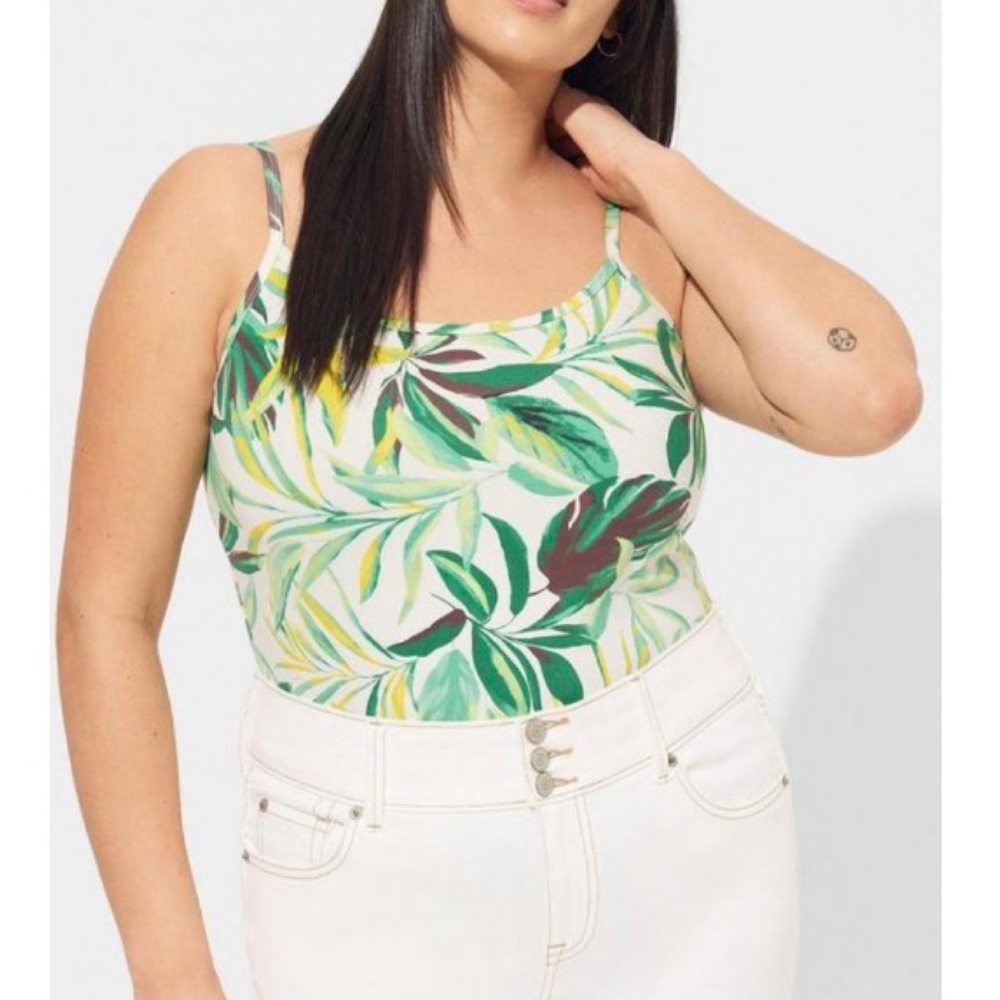 🆕 🌴Foxy Cami 1 1X 14 16 NWT Torrid New Tropical Leaves Green White